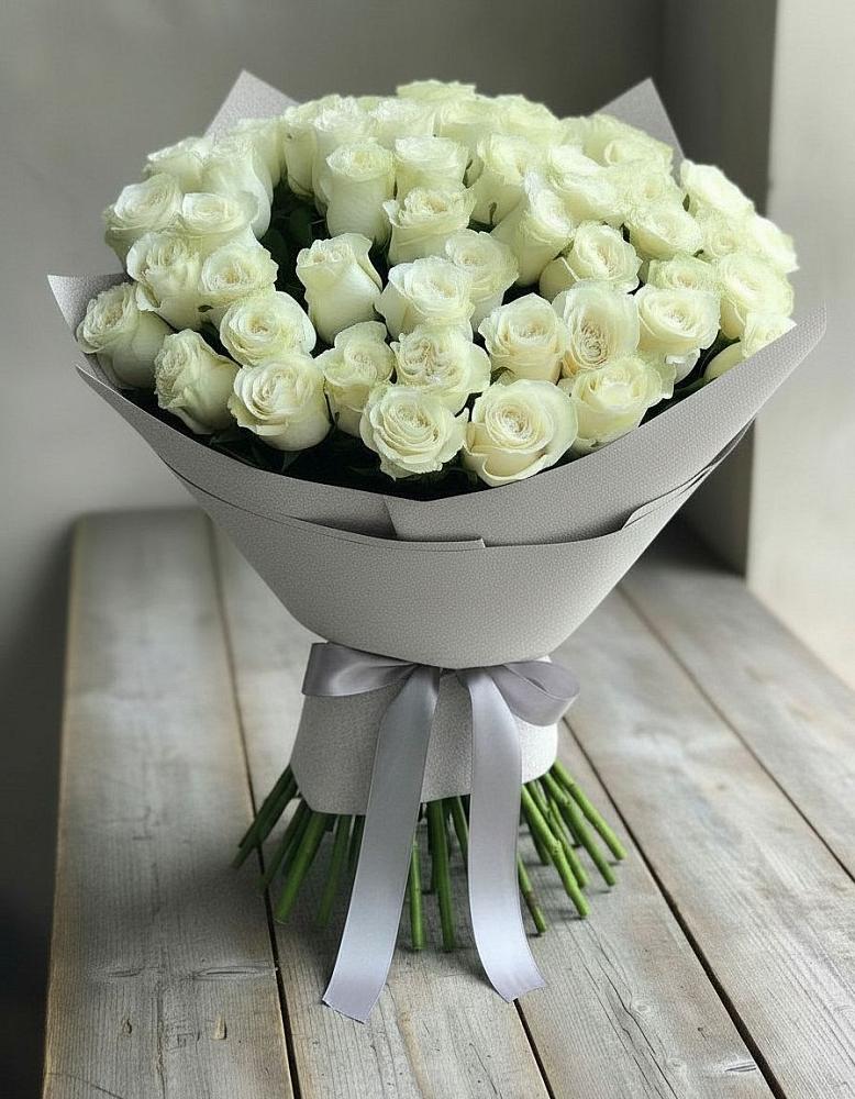 Букет 35 Белых роз в Мамонтово