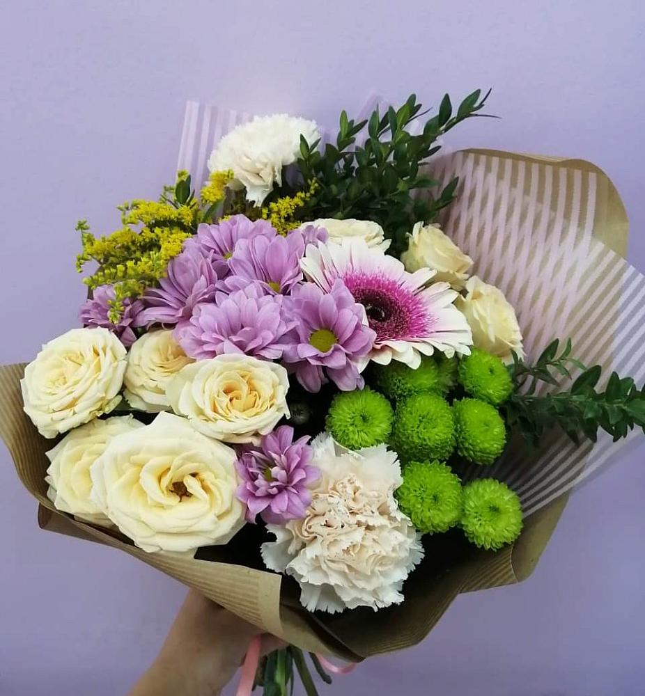 Букет цветов из: Хризантемы, Розы, Гвоздики и Герберы в Мамонтово