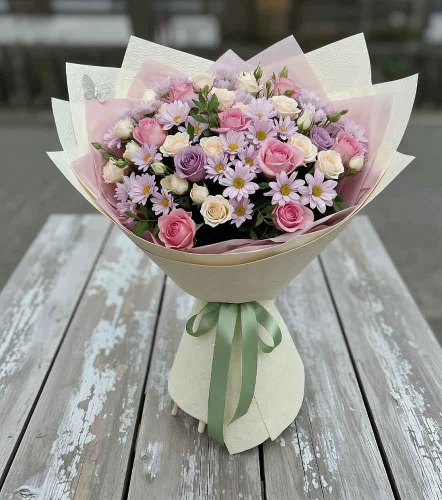 Букет цветов из: Розы и Хризантемы в Мамонтово